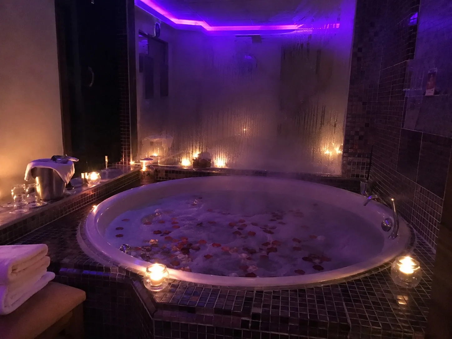 Küçükçekmece Aromaterapi Masajı Seansı